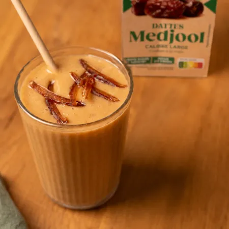Smoothie onctueux aux dattes Medjool, banane et poire